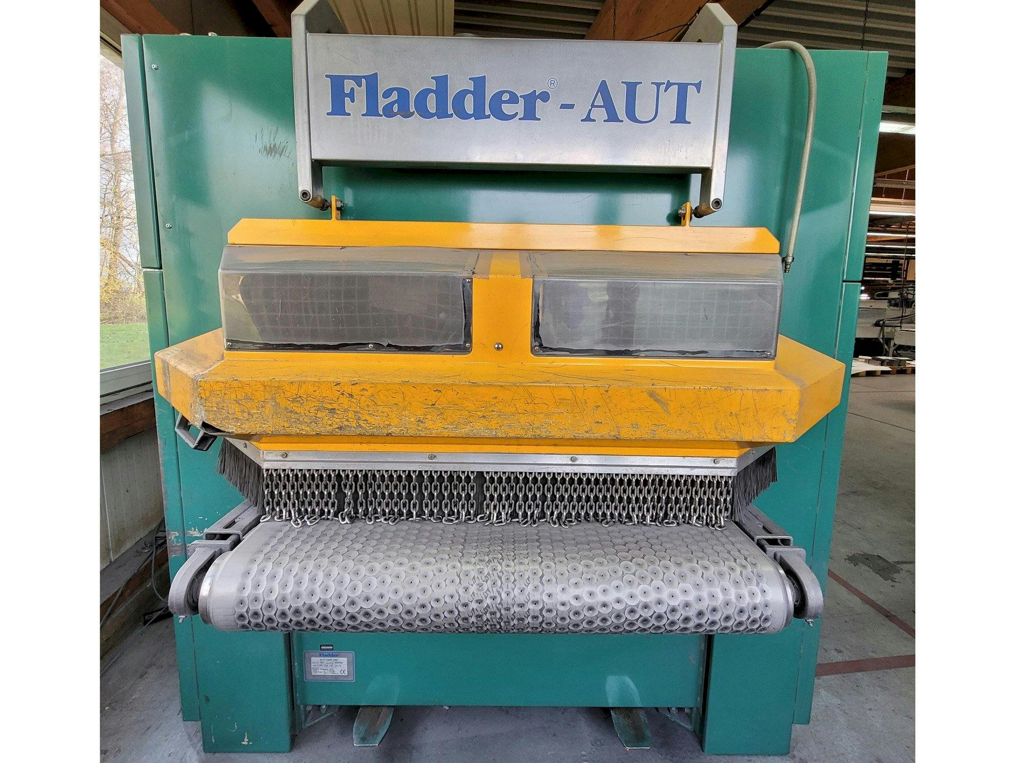 Front view of Fladder AUT-1000 VAC  machine