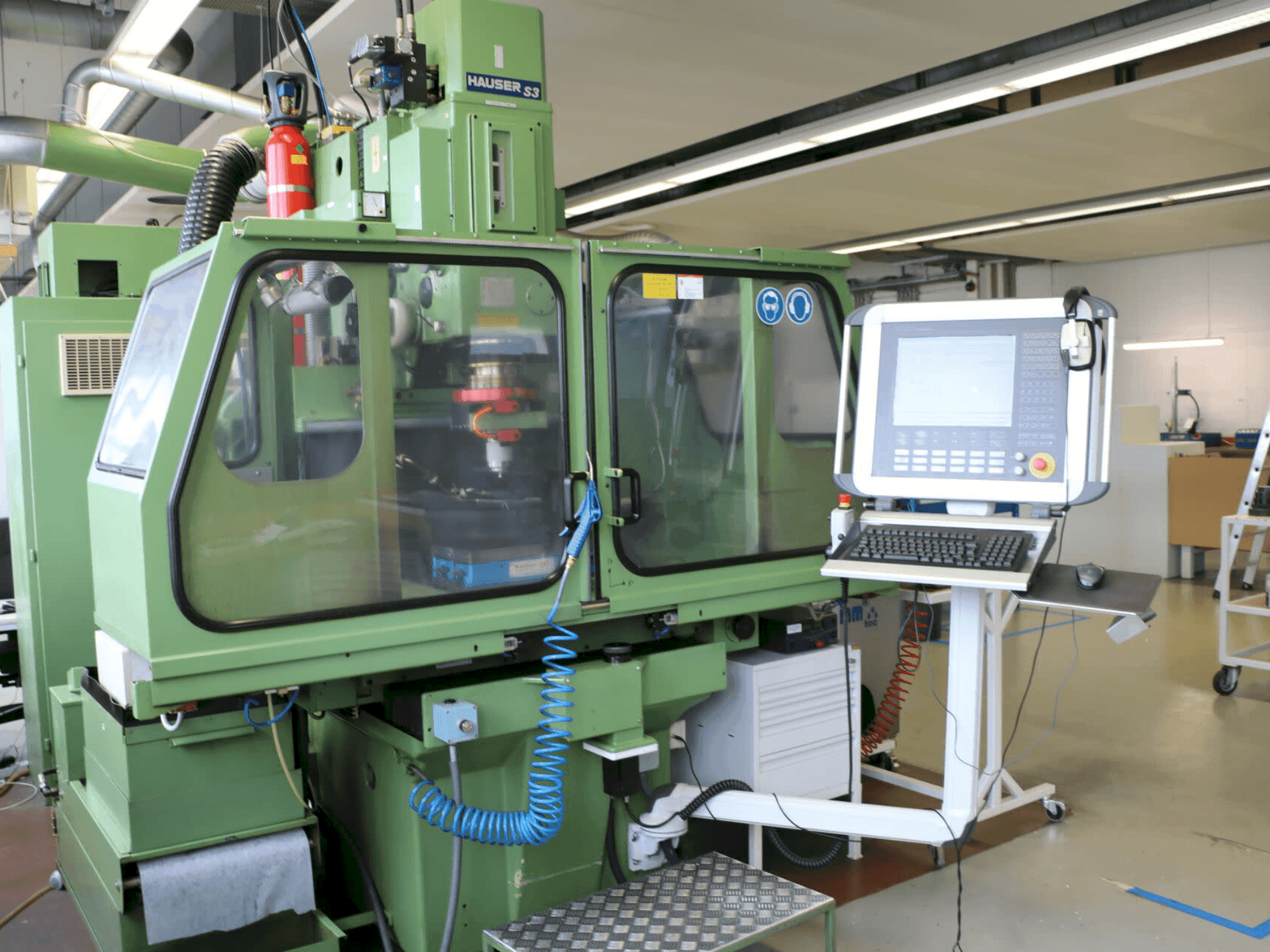 Front view of HAUSER S3  machine