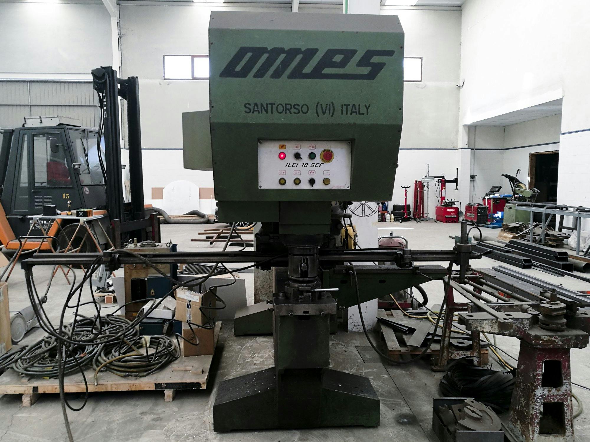Front view of Omes ILCI 10 SCF machine