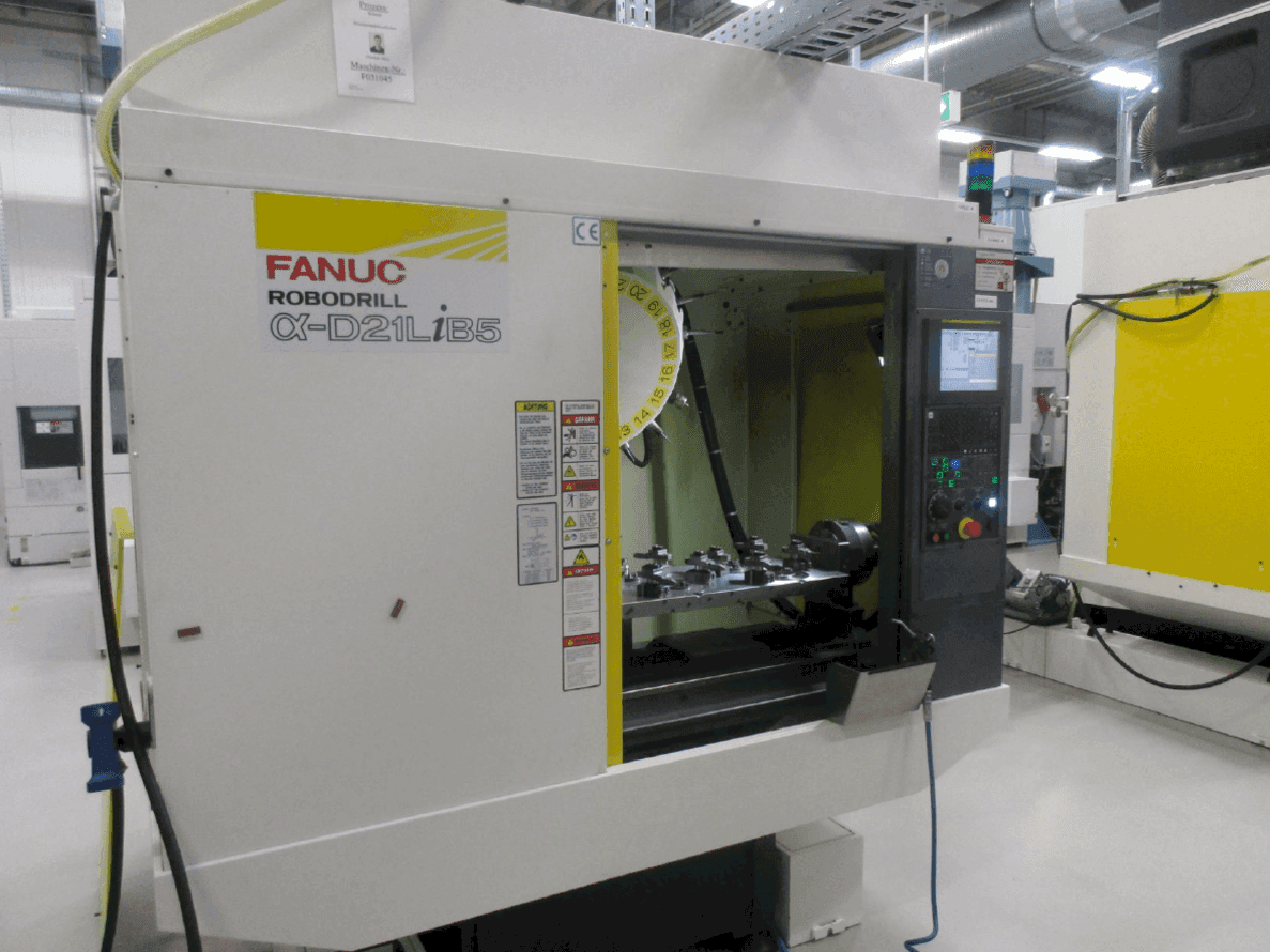 Front view of FANUC ROBODRILL Alpha D21LiB5 machine