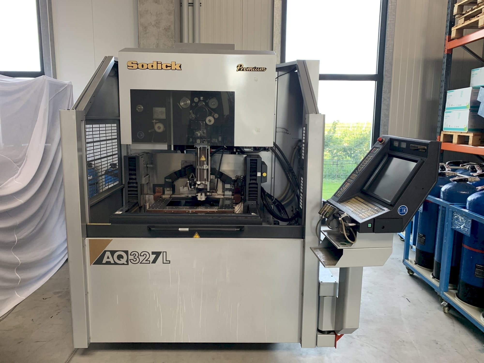 Front view of Sodick AQ327L  machine