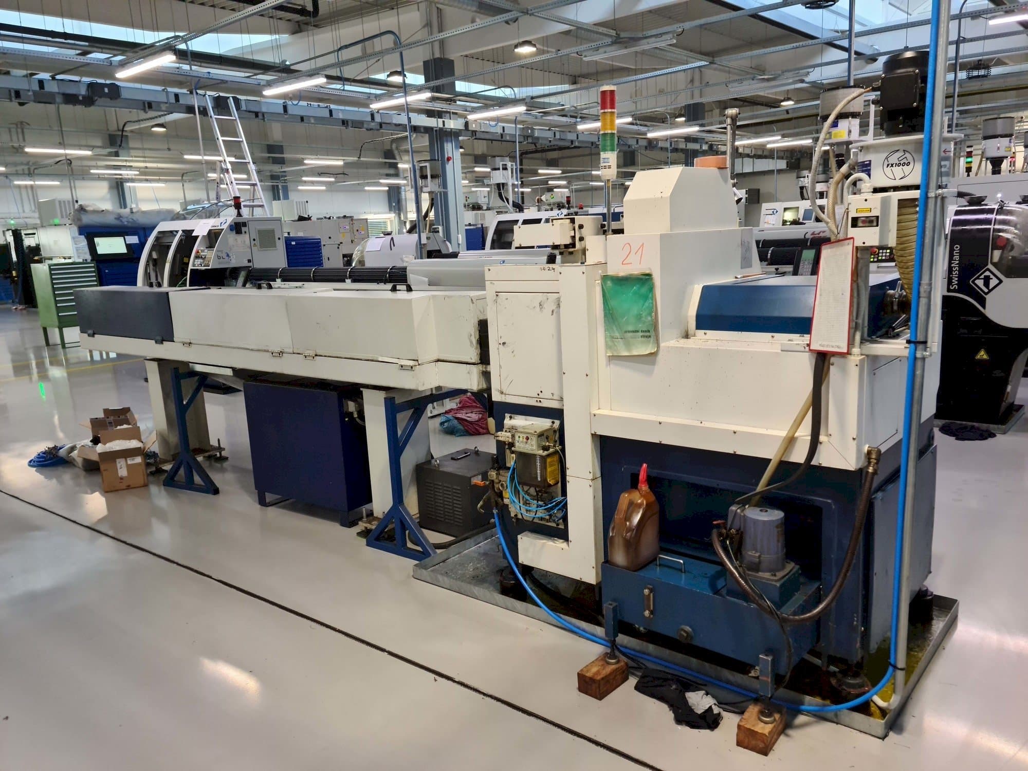 Front view of KMT Speed 12 machine