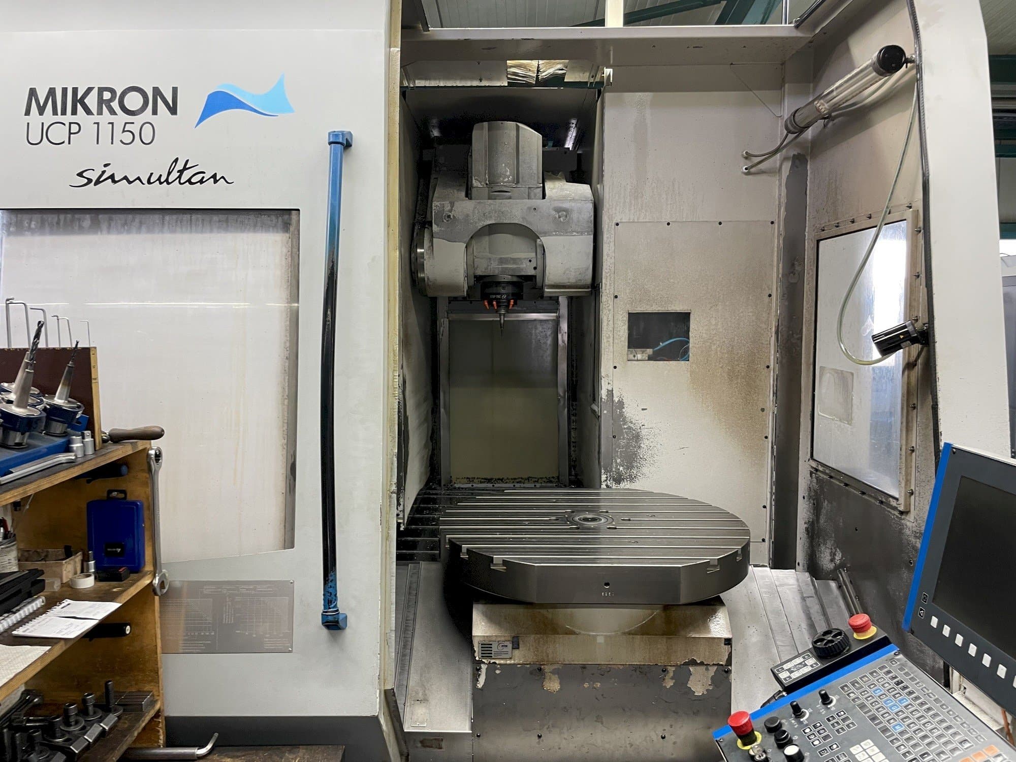 Front view of MIKRON UCP 1150 SIMULTAN machine