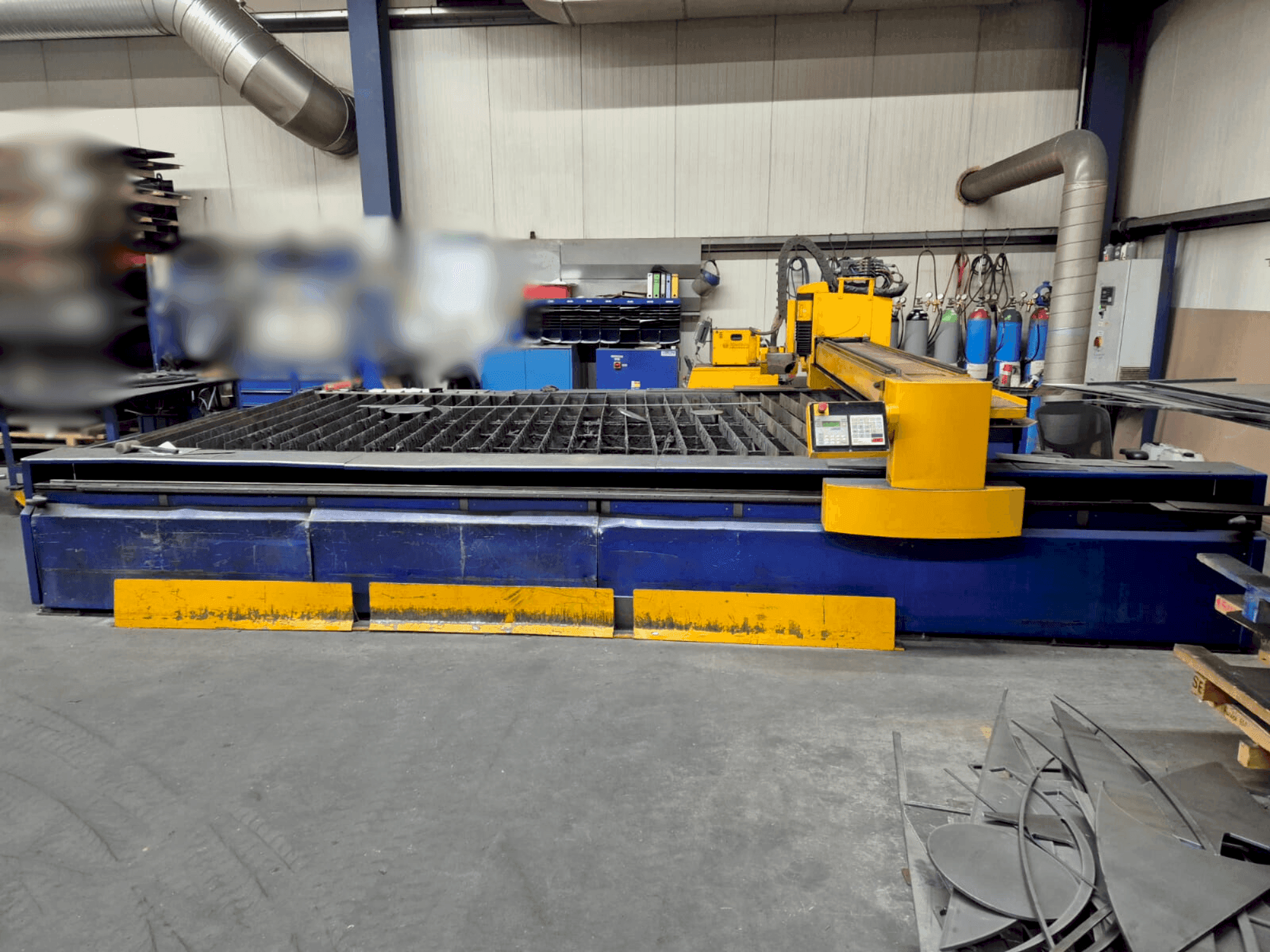 Front view of MicroStep SPL-P 4501.25  machine