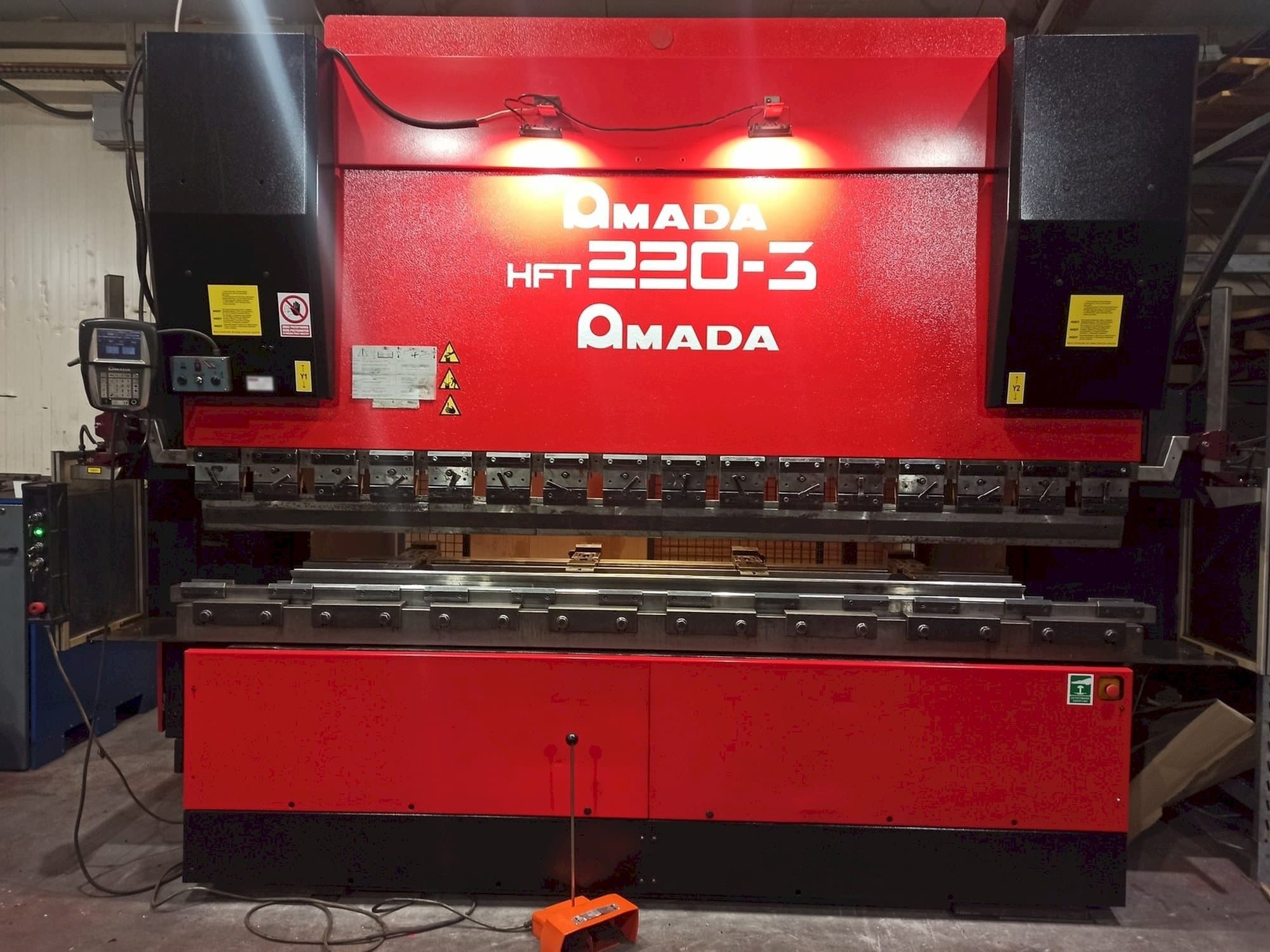 Front view of AMADA HFT 220-3 machine