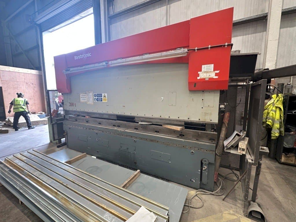 Front view of Bystronic PR 200 x 4100 machine