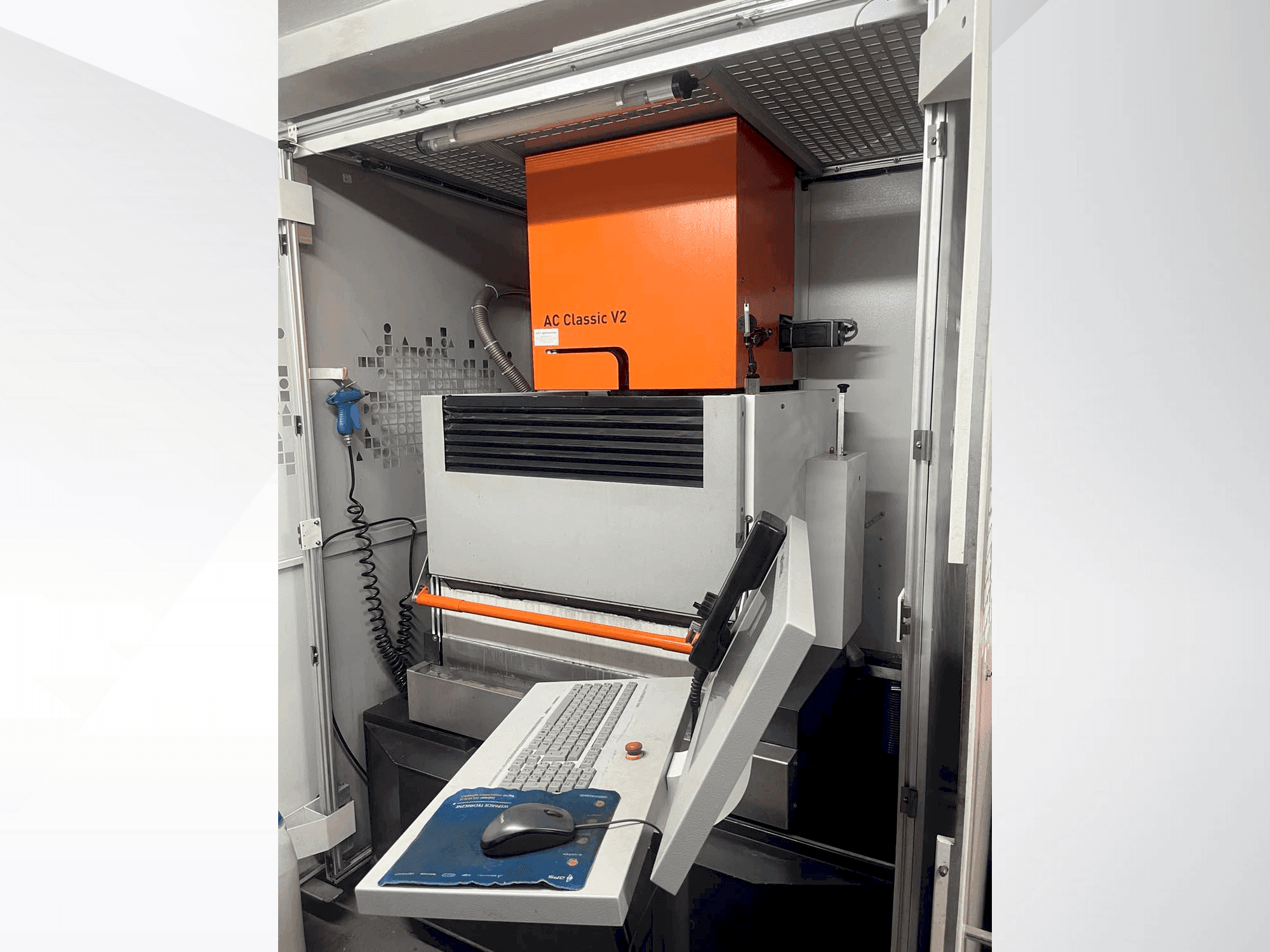 Front view of AgieCharmilles Classic V2  machine