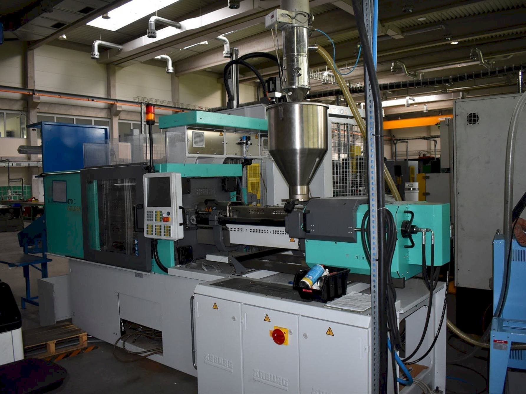 Front view of Arburg ALLROUNDER 470 C 1500 - 400 machine