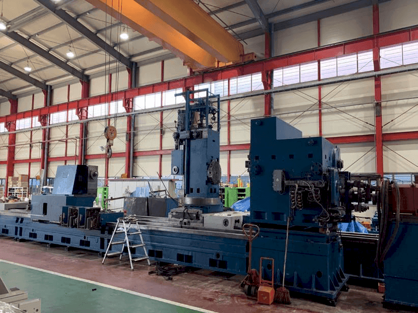 Front view of SKODA SR2-200NC machine