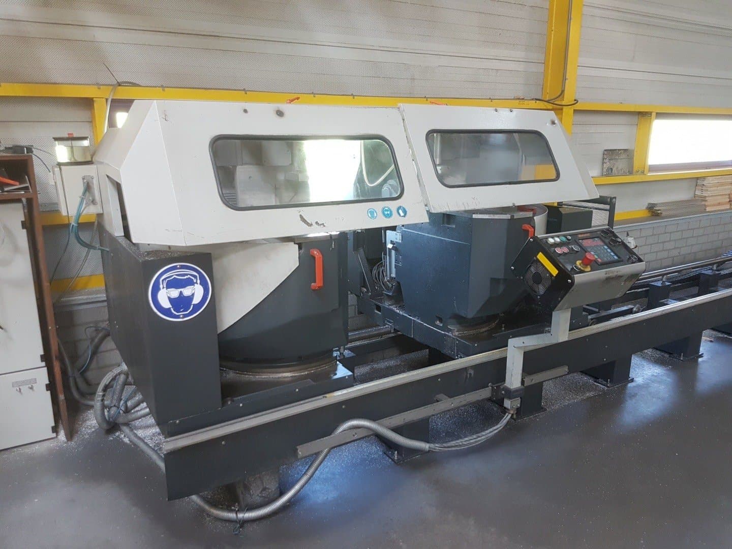 Front view of Elumatec DG 244 machine