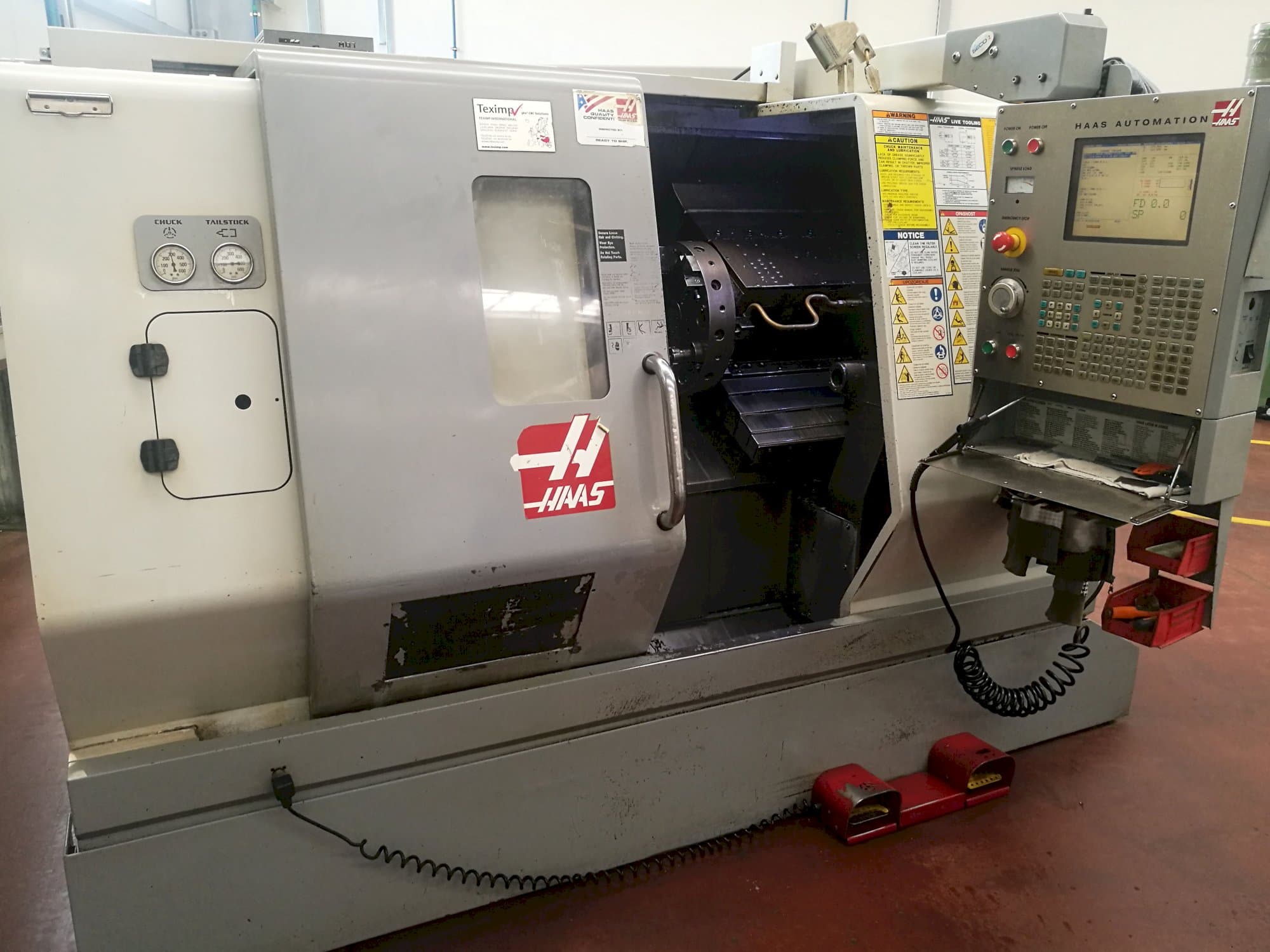 Front view of HAAS SL-20THE Machine