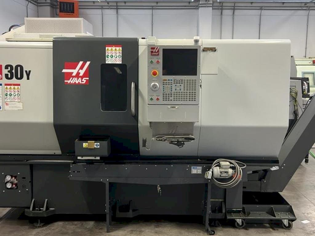 Front view of HAAS DS30Y machine