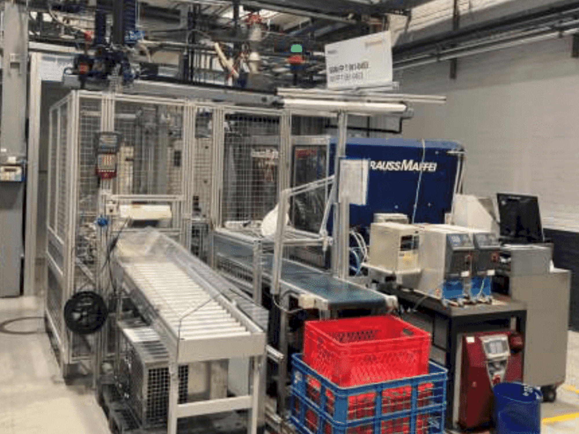 Front view of Krauss Maffei KM 125-390 C2  machine