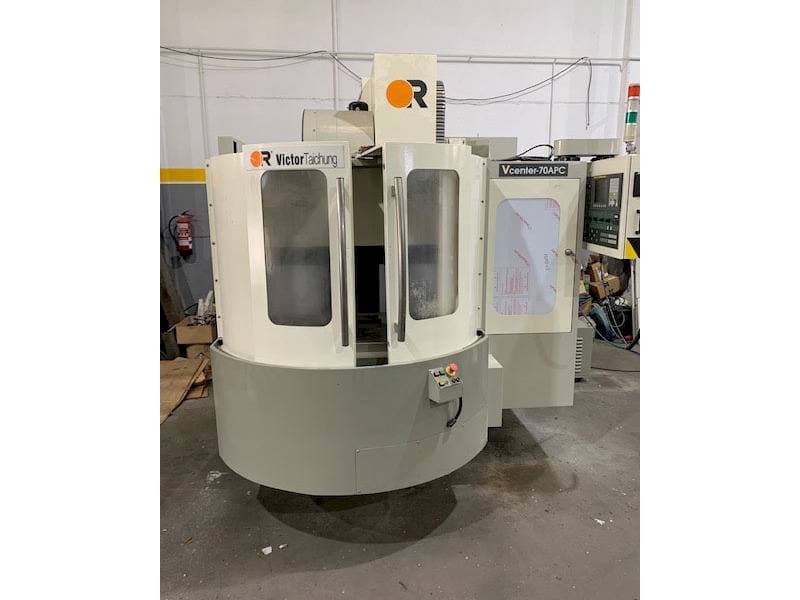 Front view of Victor Vcenter-70APC machine