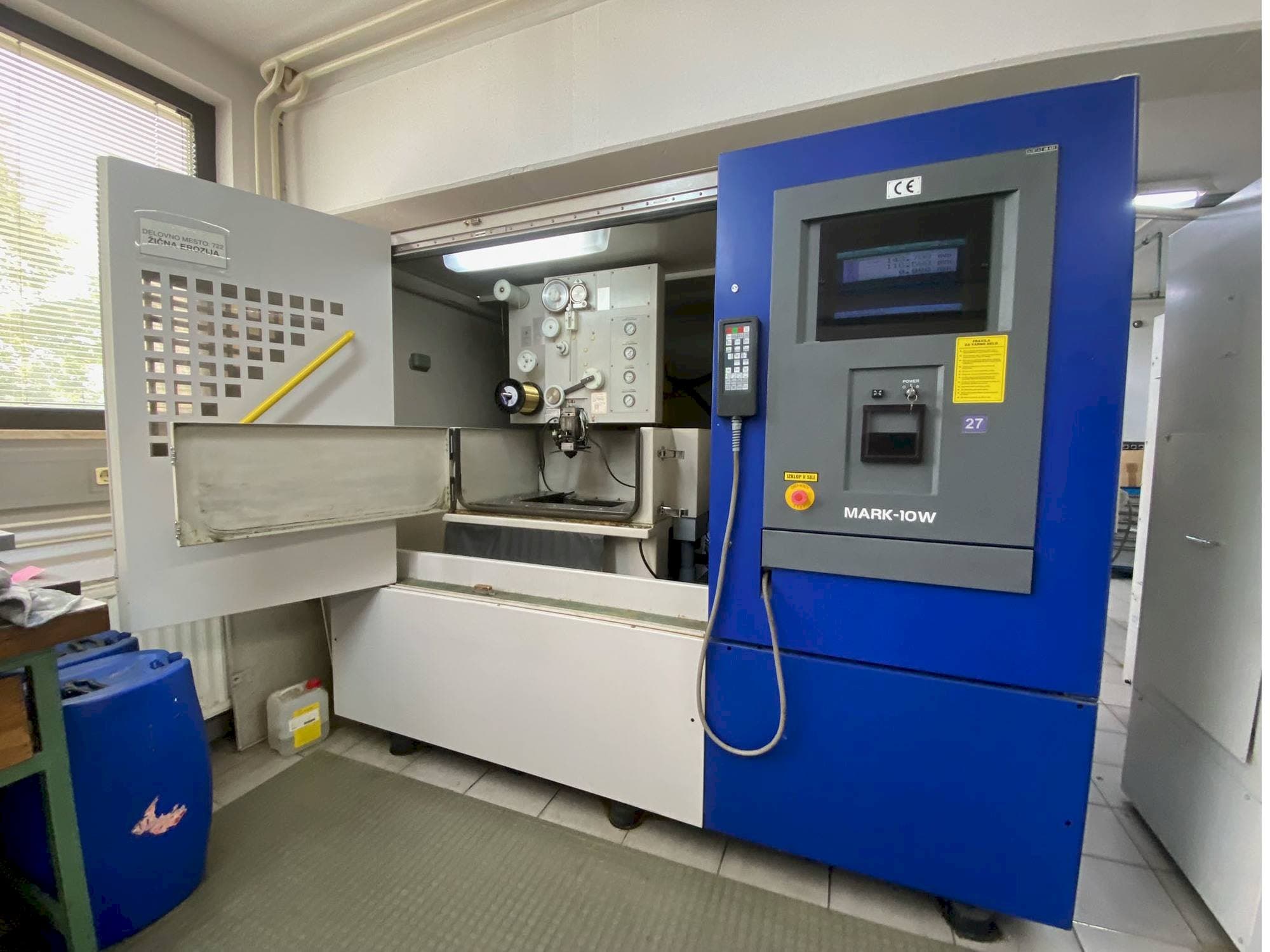 Front view of Hitachi 254Y machine