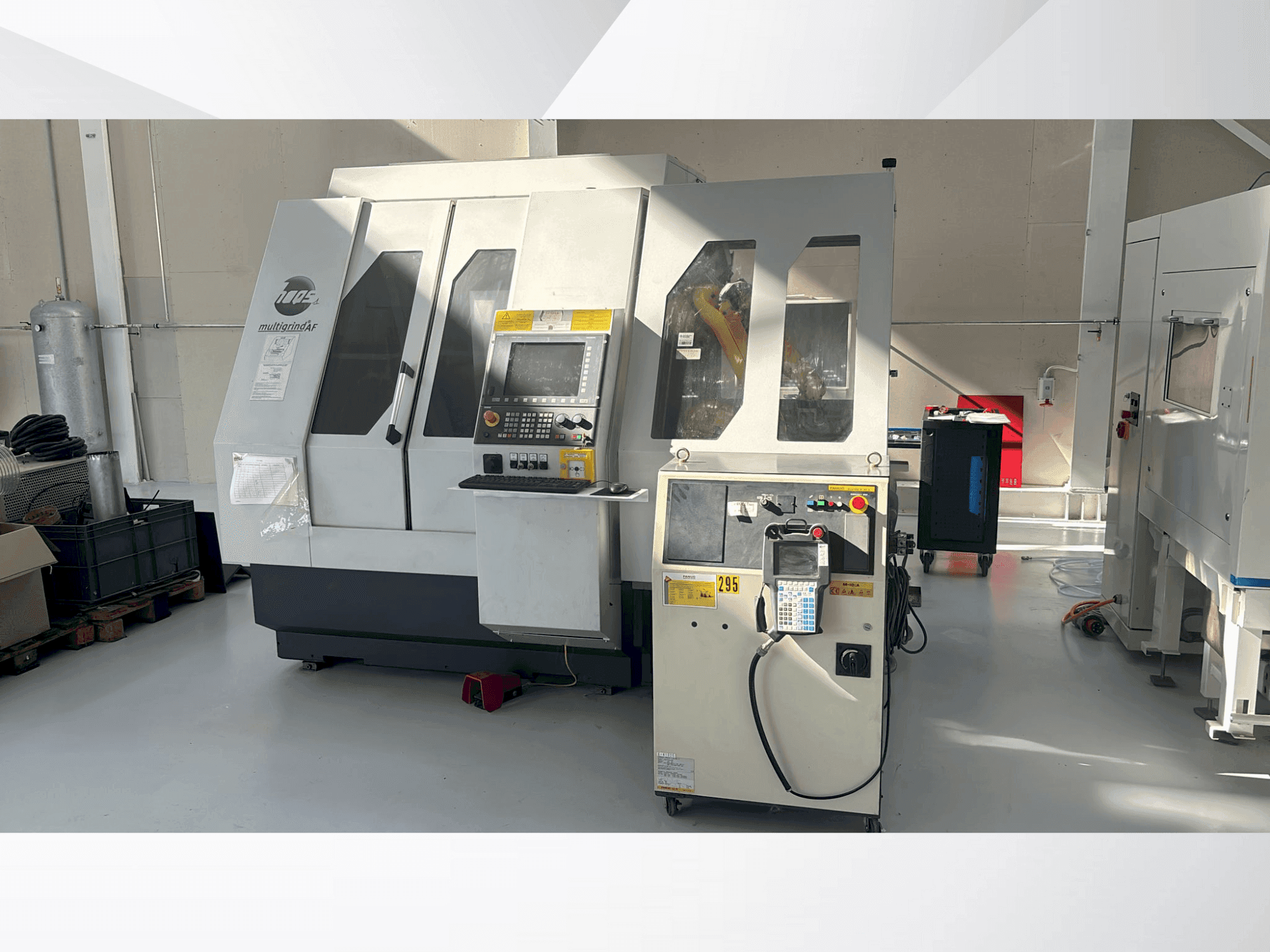 Front view of HAAS Multigrind AF/SL machine
