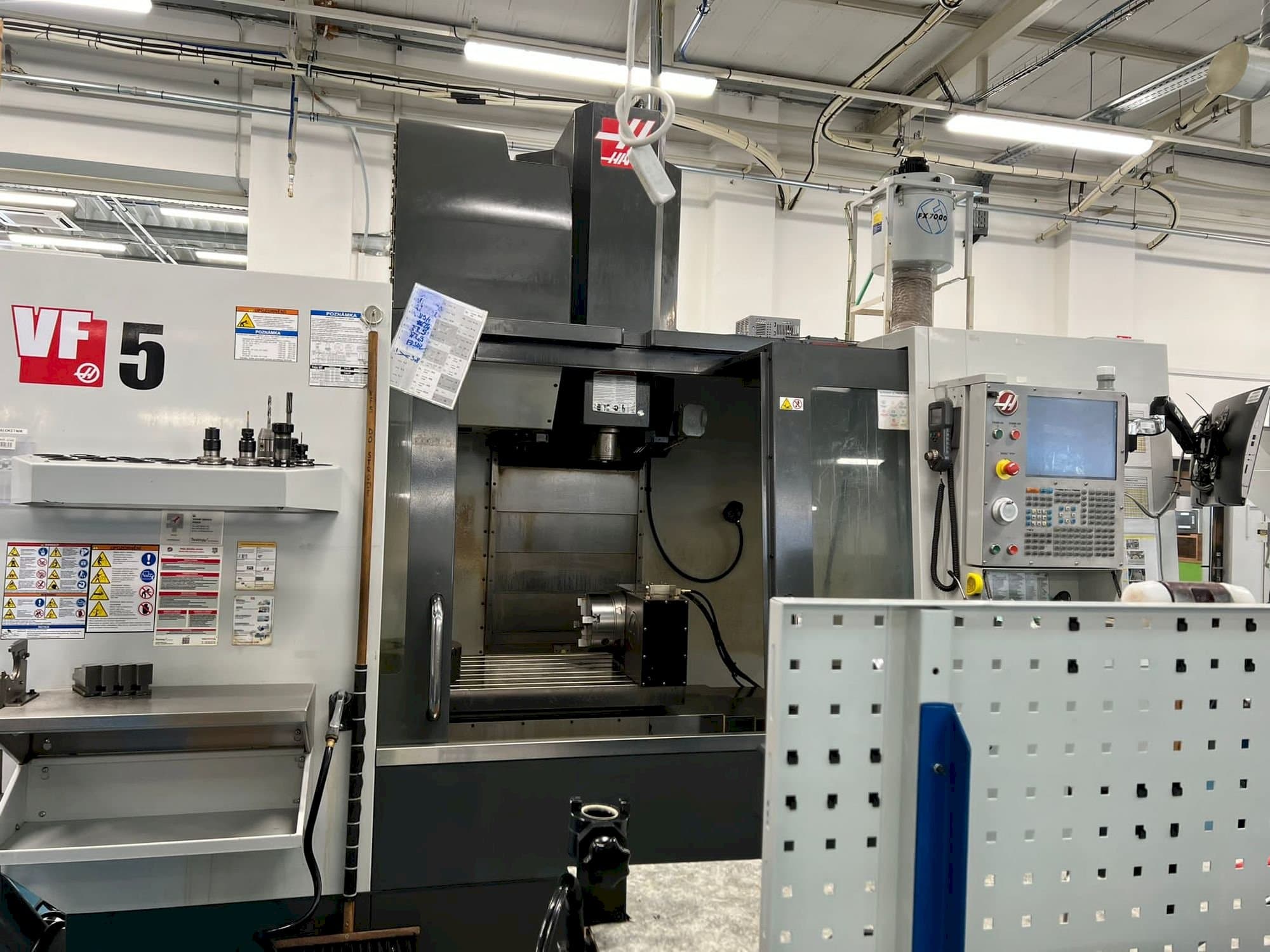 Front view of HAAS VF-5/40 machine