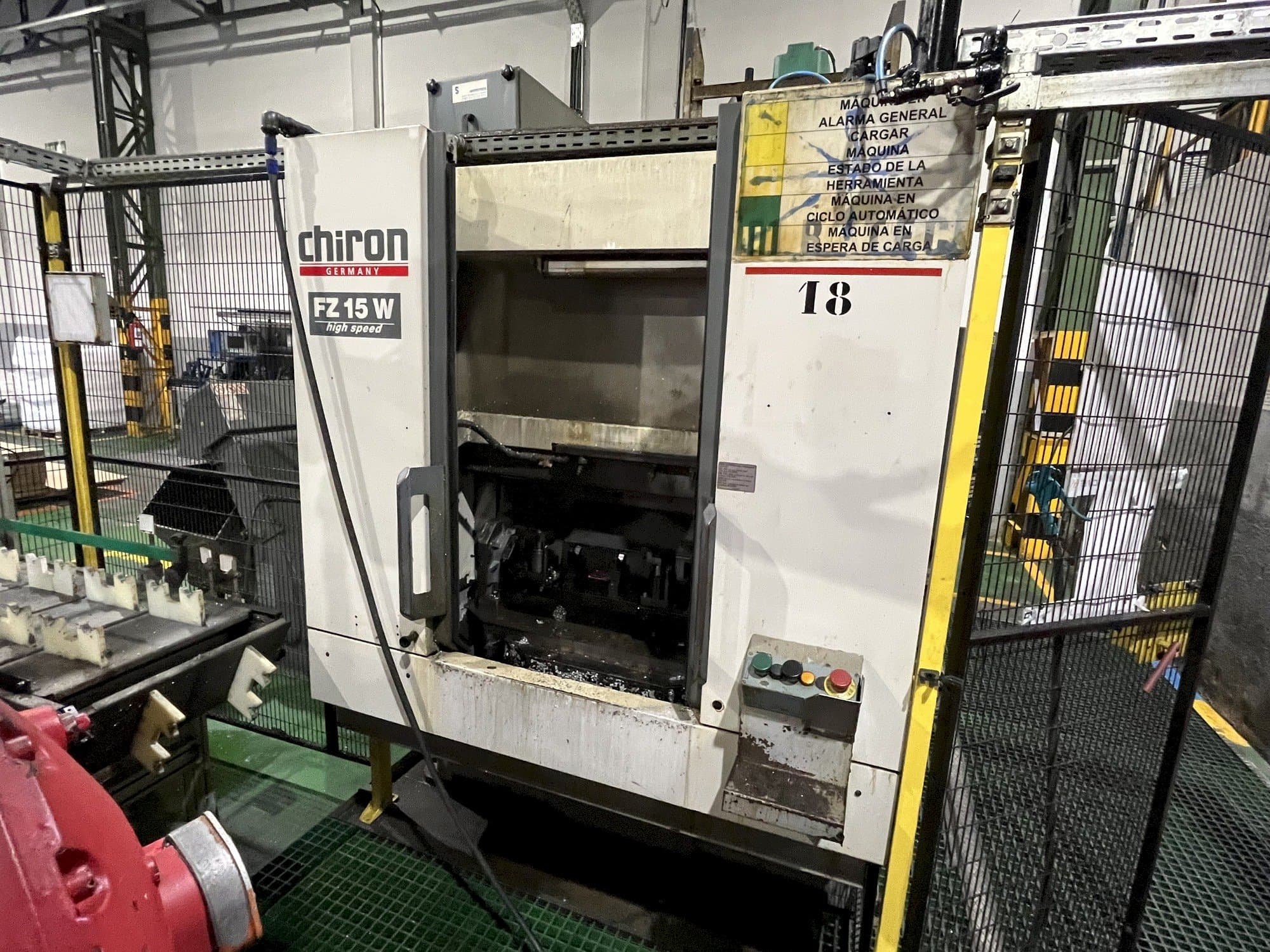 Front view of CHIRON FZ15W machine