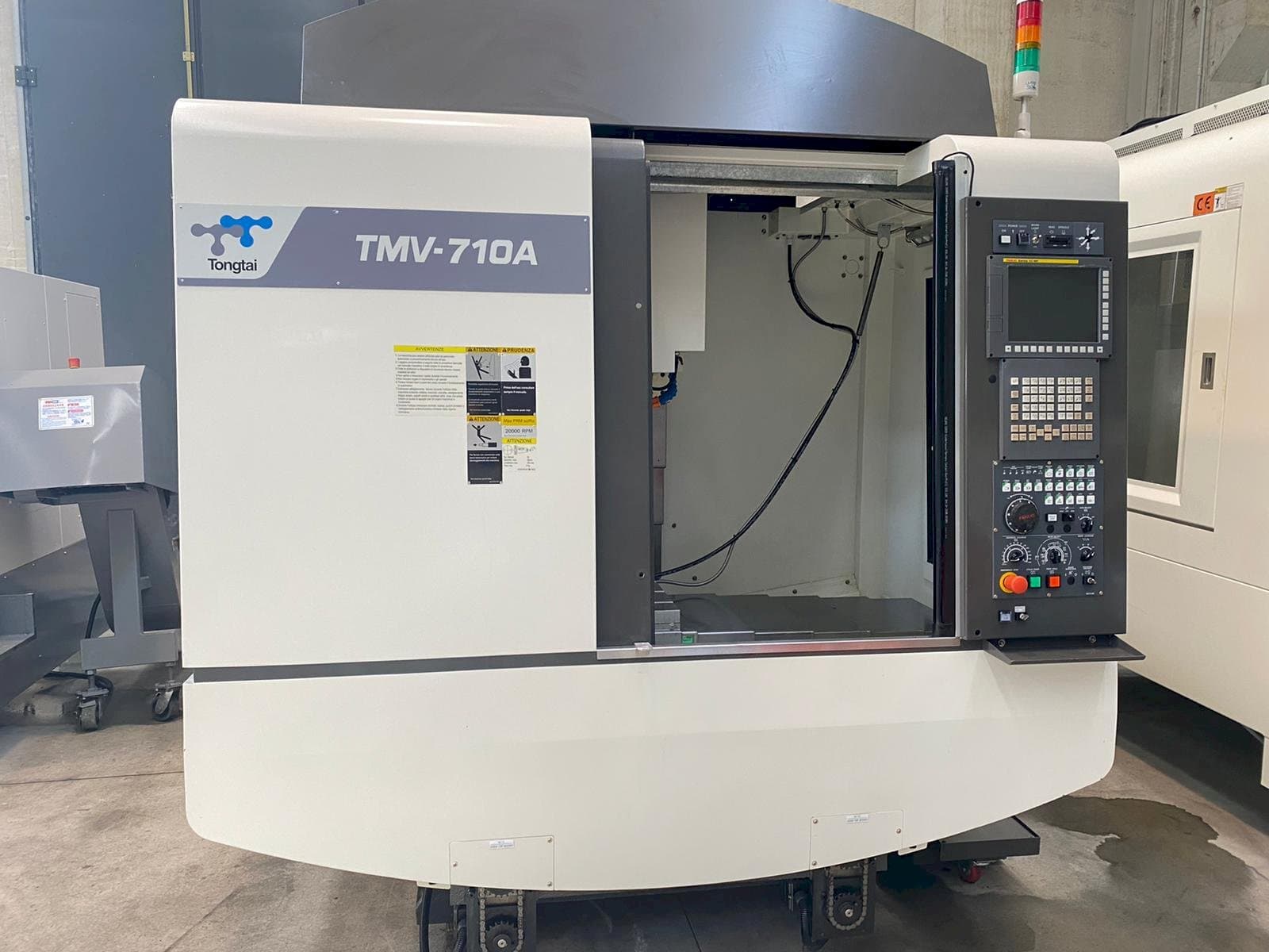 Front view of Tongtai TMV-710A  machine