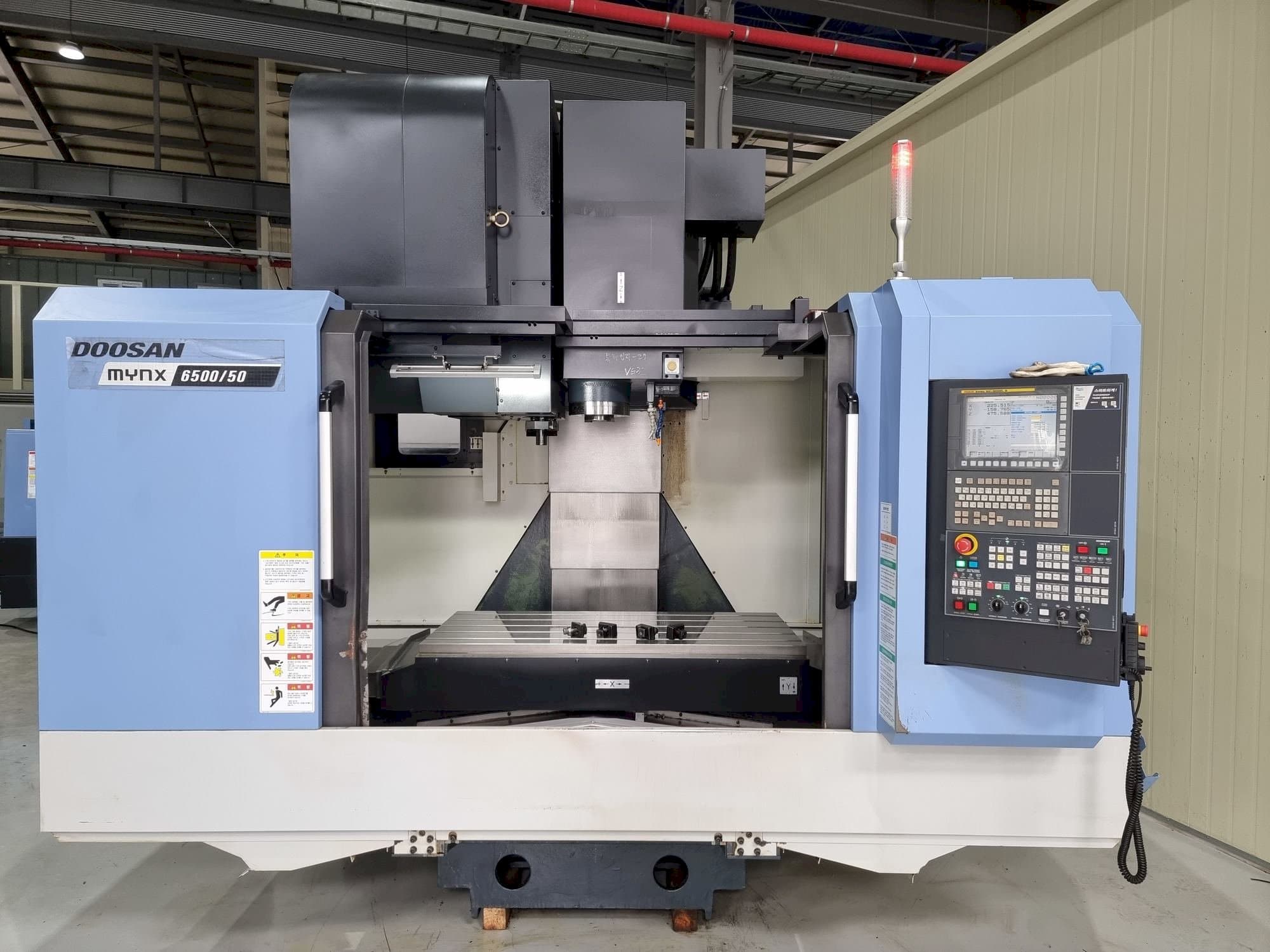 Front view of Doosan MYNX 6500/50 machine