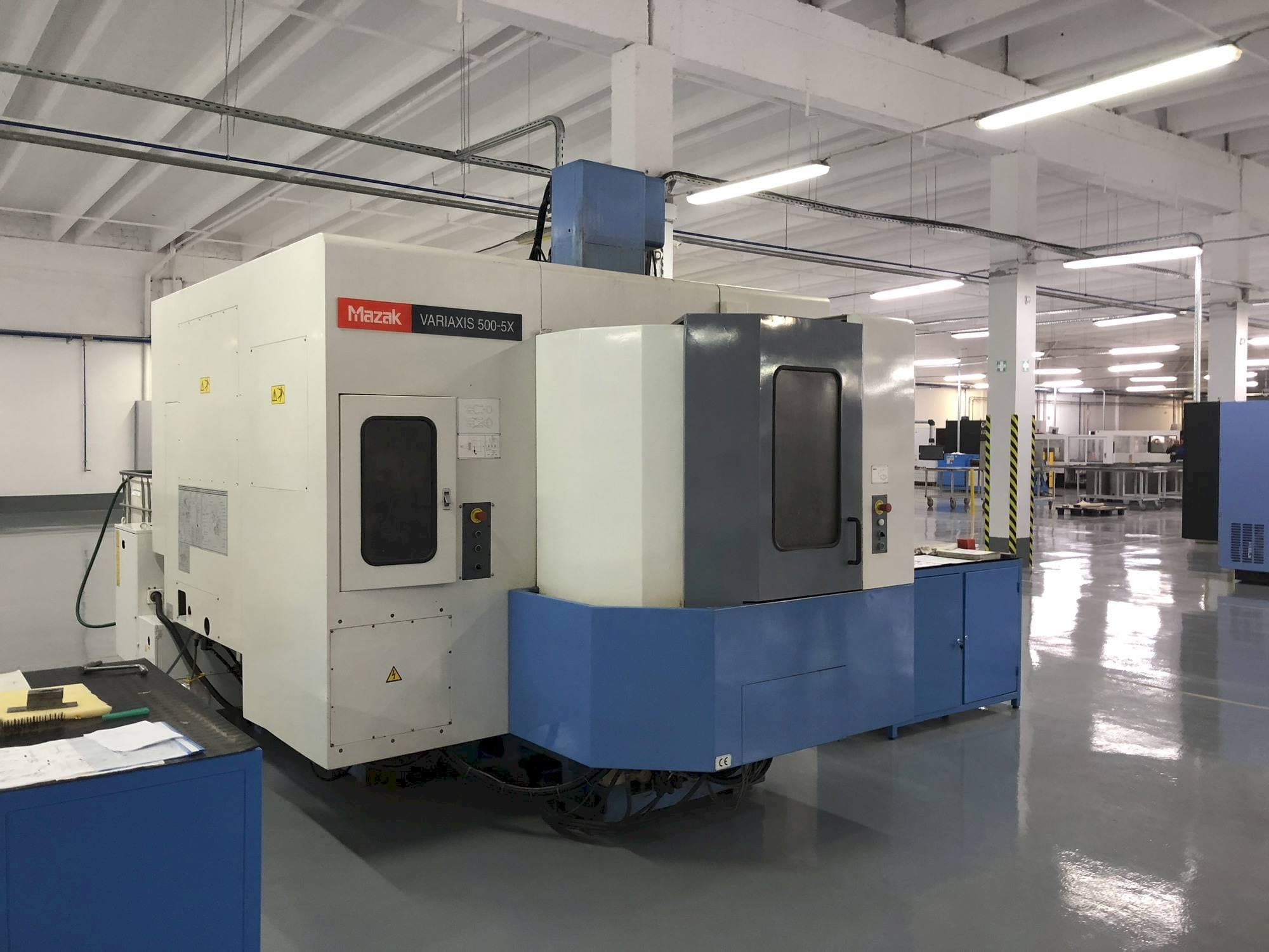 Front view of Mazak VARIAXIS 500-5X machine