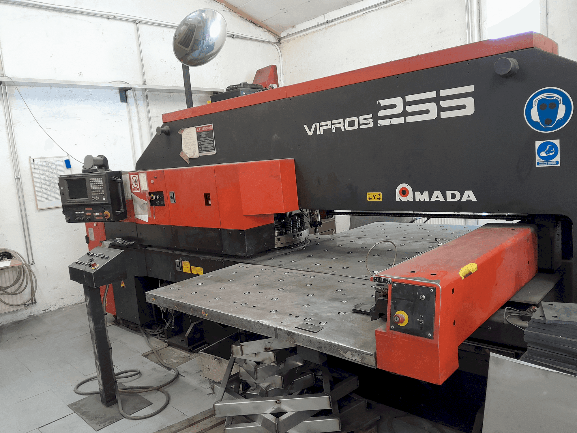 Front view of AMADA Vipros 255  machine