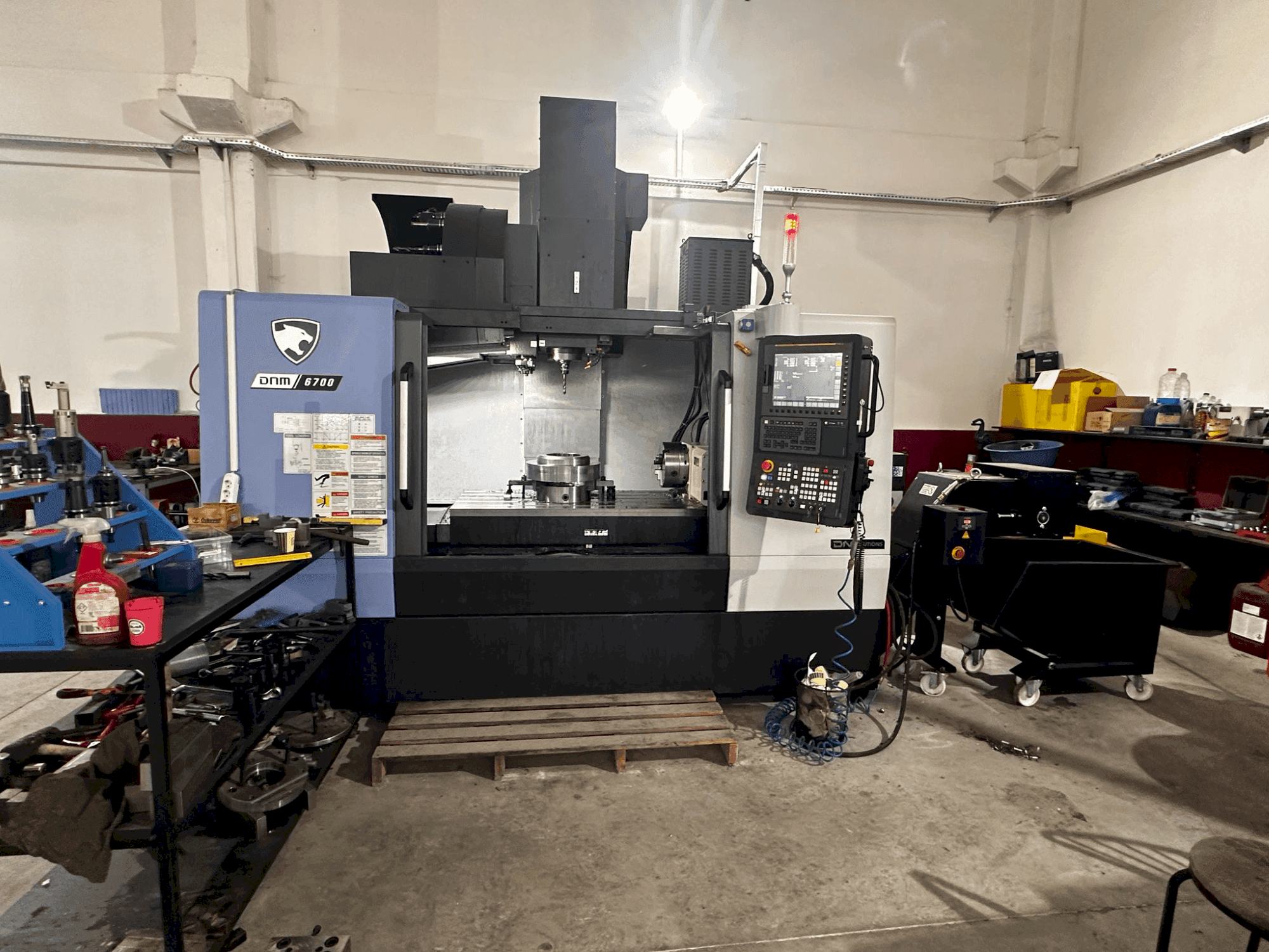 Front view of DN SOLUTIONS Puma DNM 6700 machine