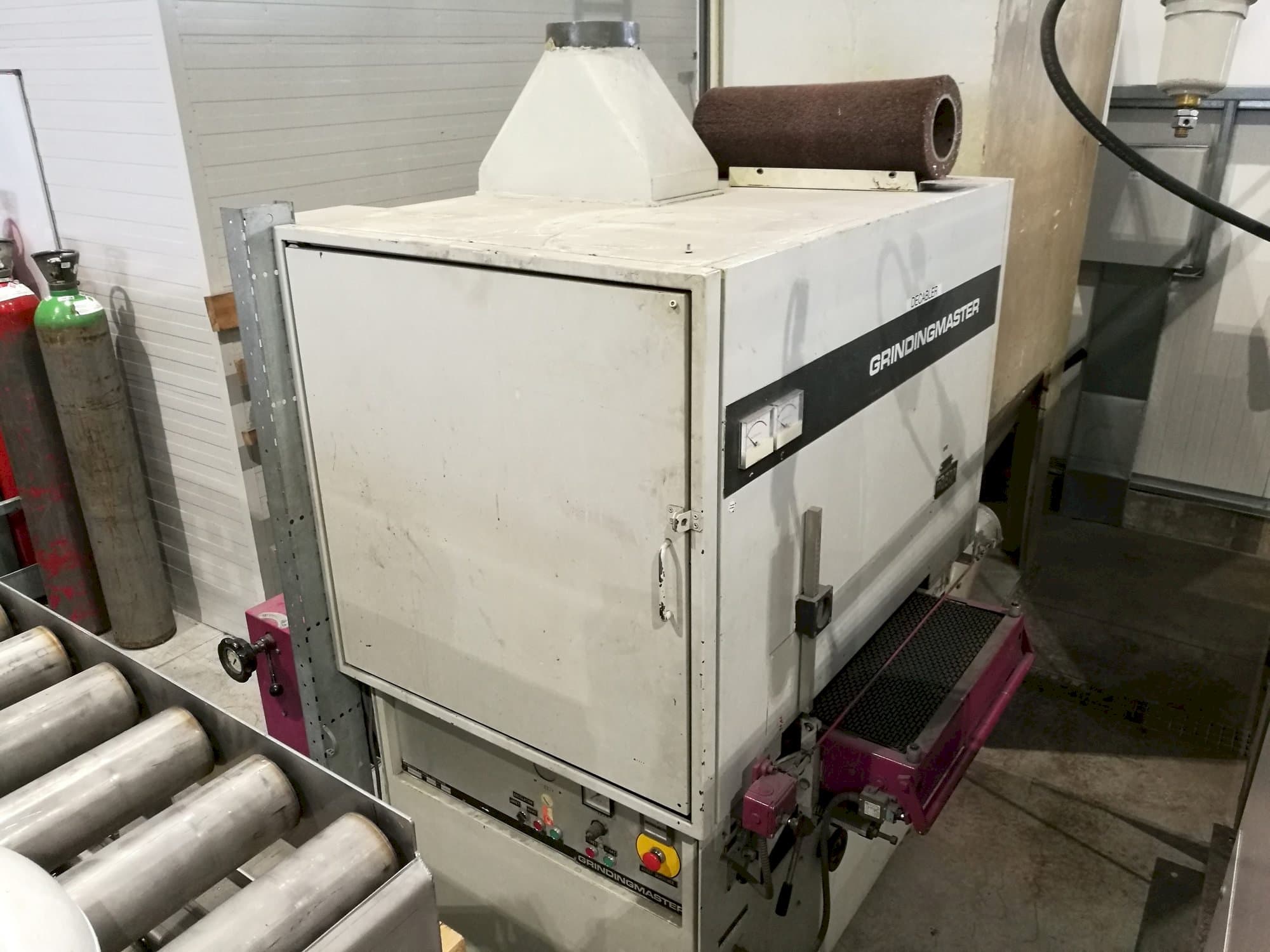 Left view of GRINDINGMASTER MCSB2-600 machine