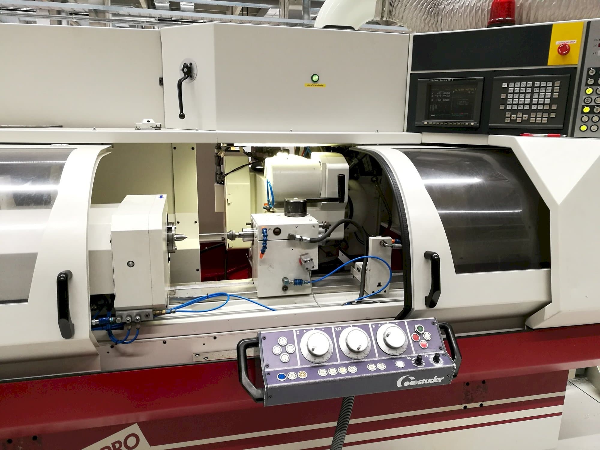 Front view of STUDER S30 lean PRO machine