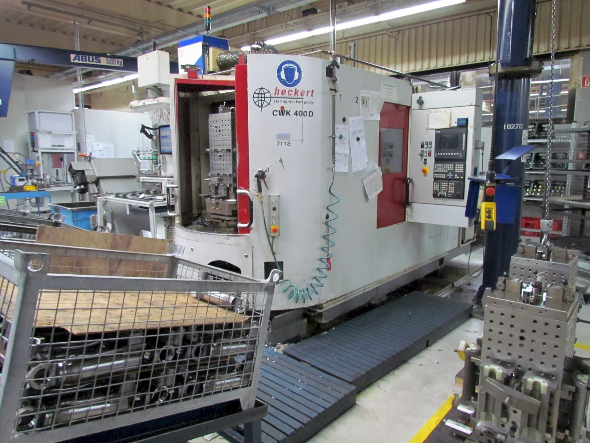 Front view of Heckert CWK 400 D machine