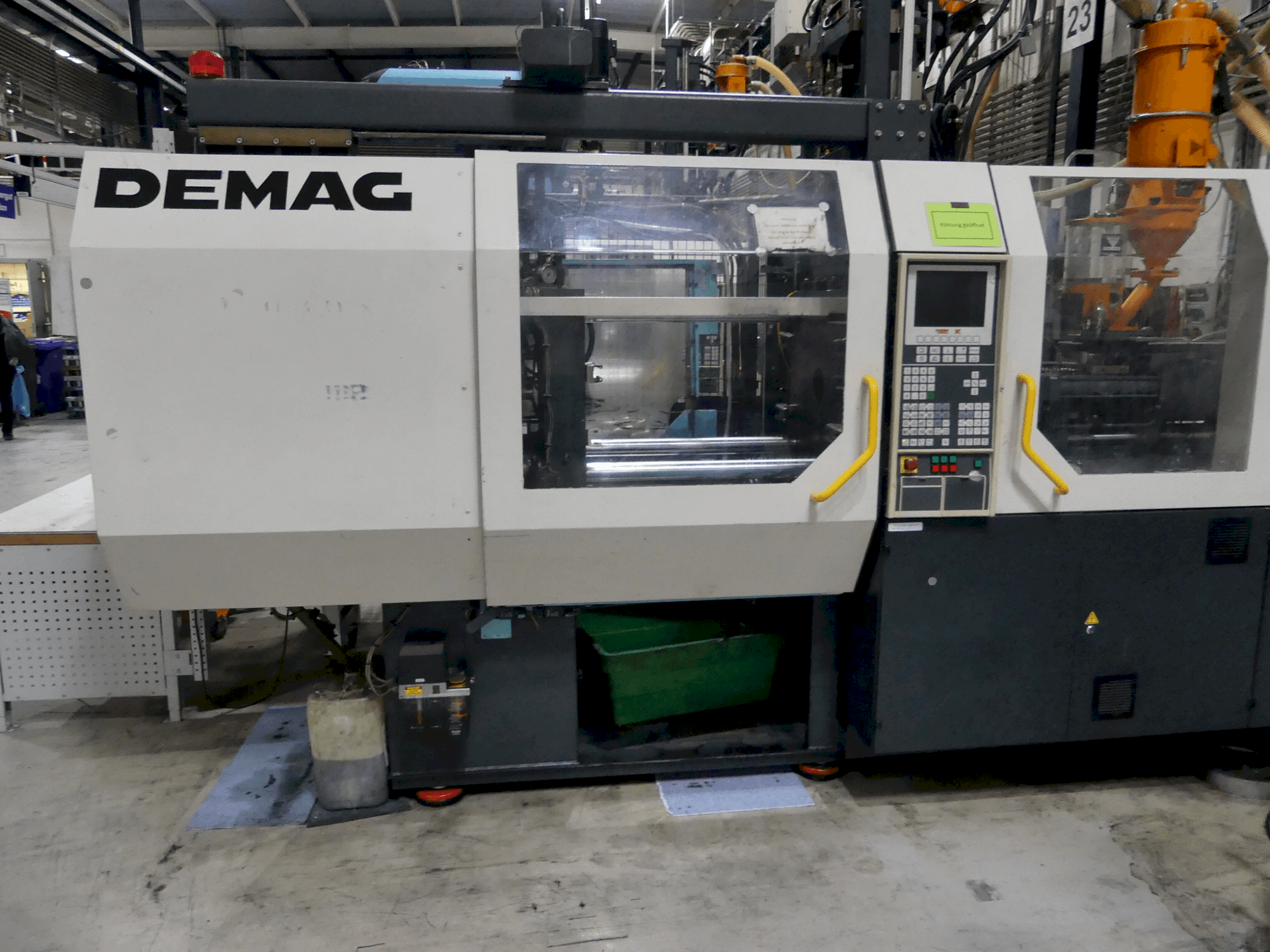 Front view of DEMAG D125-320h/120v  machine