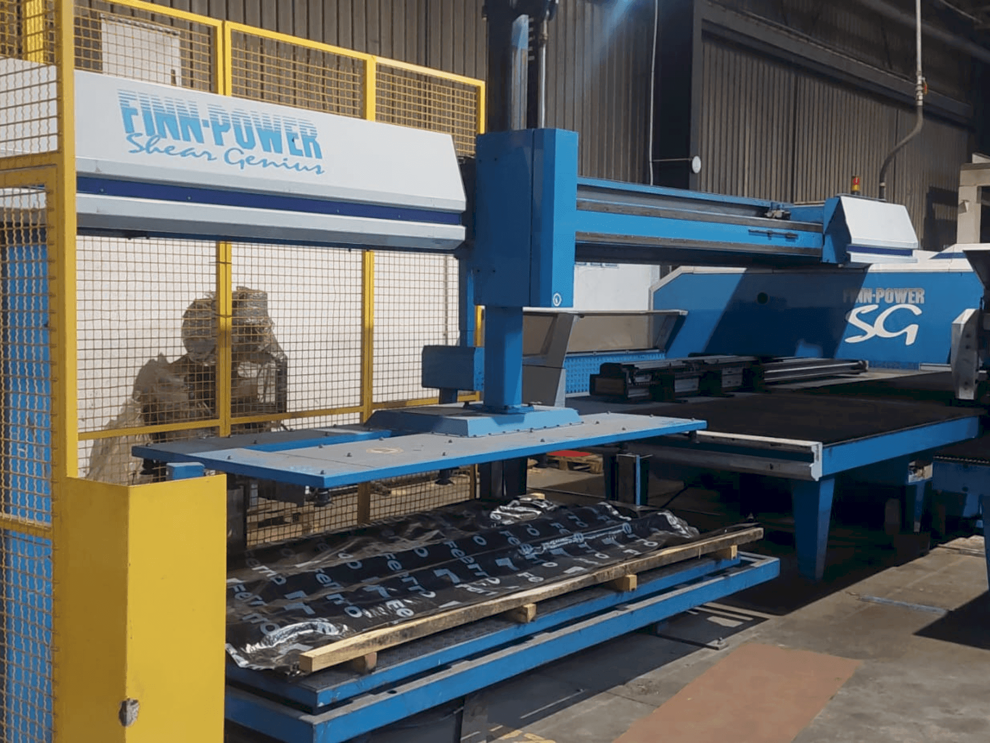 Front view of Finn-Power Shear Genius TRS 6 SBU  machine