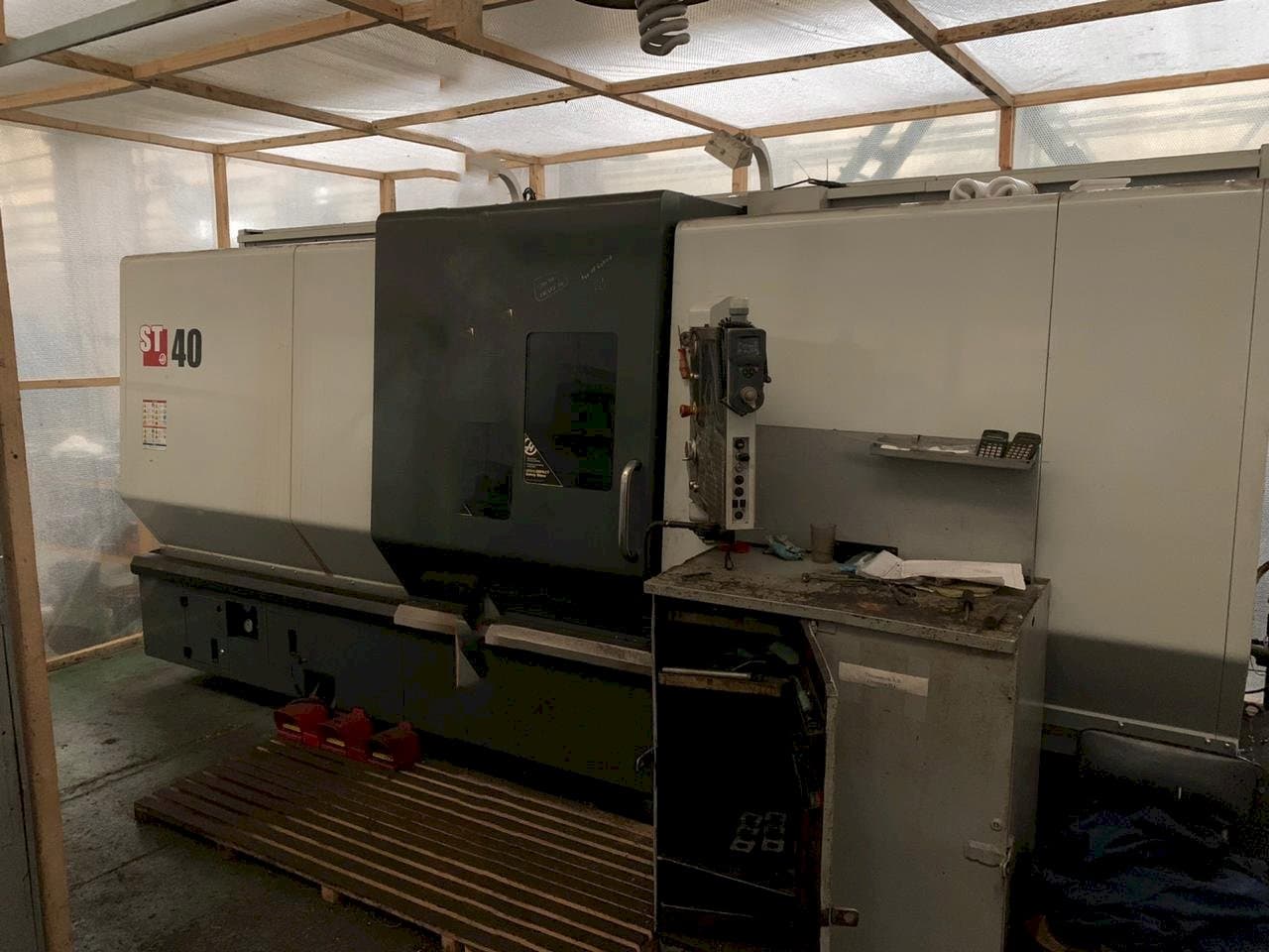 Front view of HAAS ST-40 machine