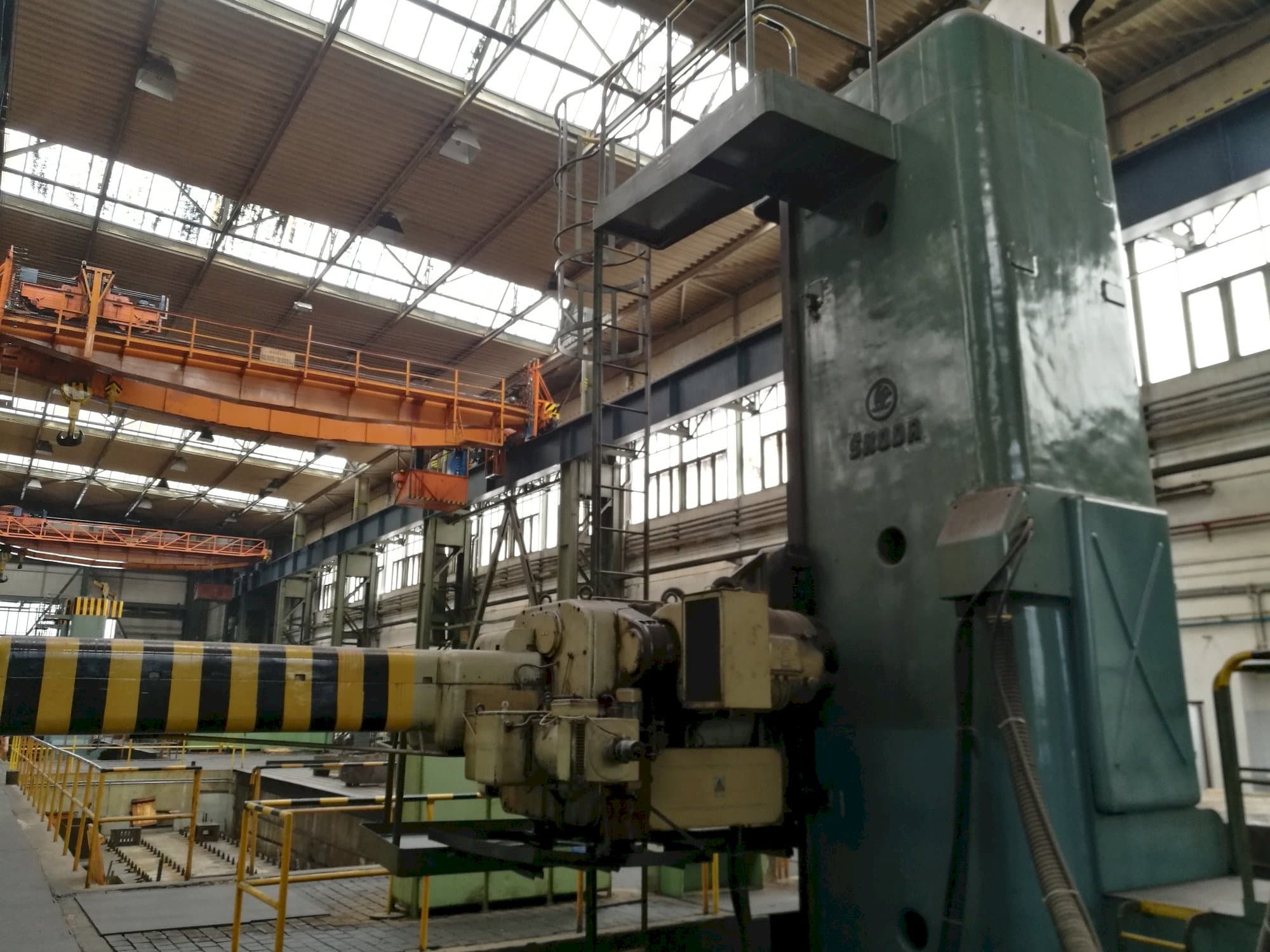 Front view of SKODA WDA 200 machine