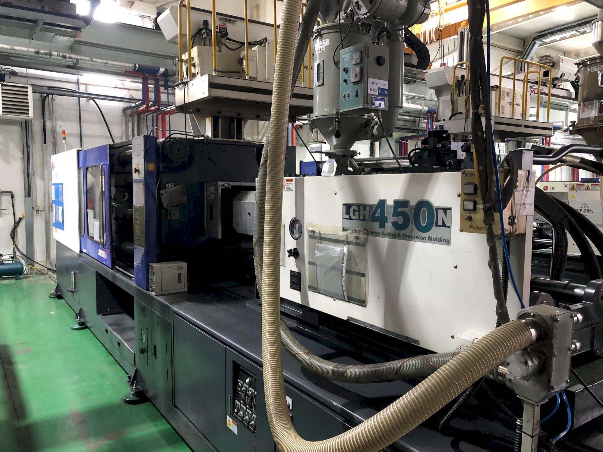 Front view of LG LGH-450N  machine