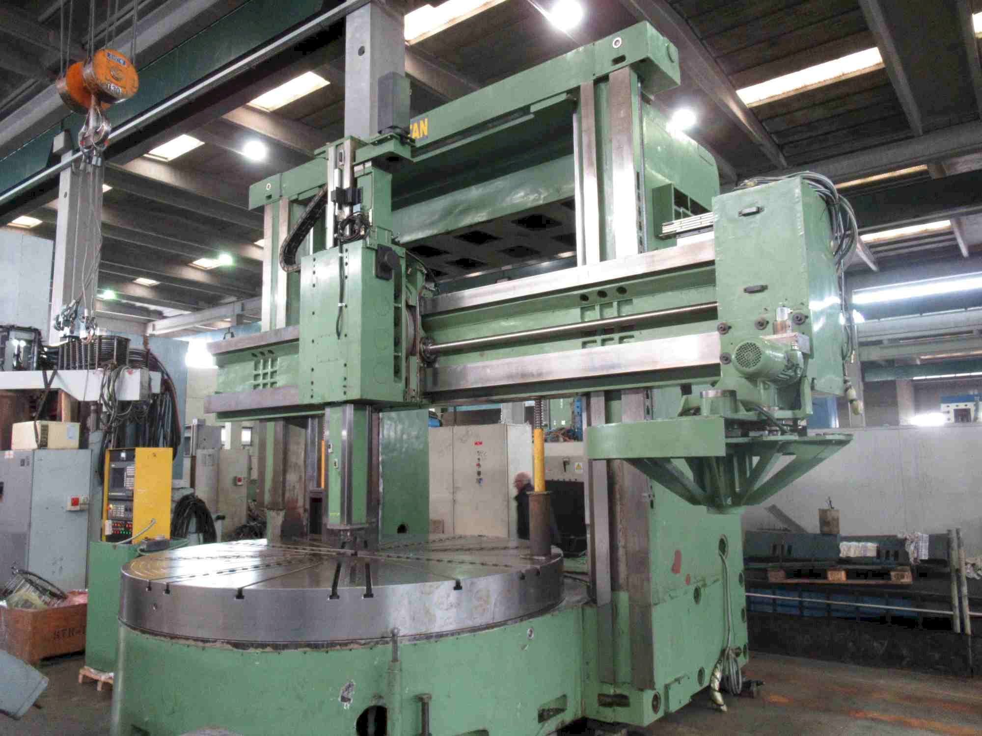 Front view of Titan SC 33 CNC machine