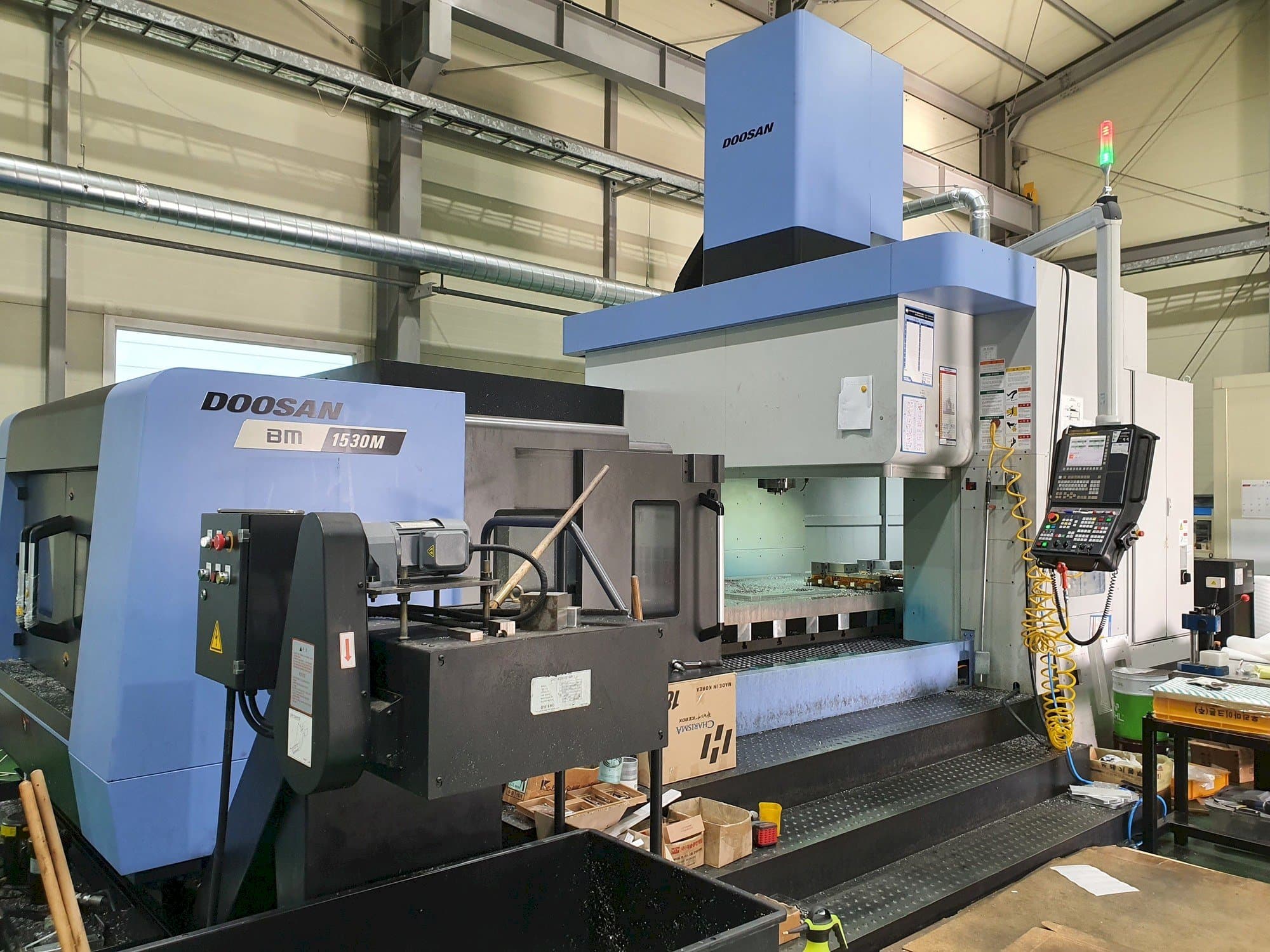 Front view of Doosan BM1530M machine