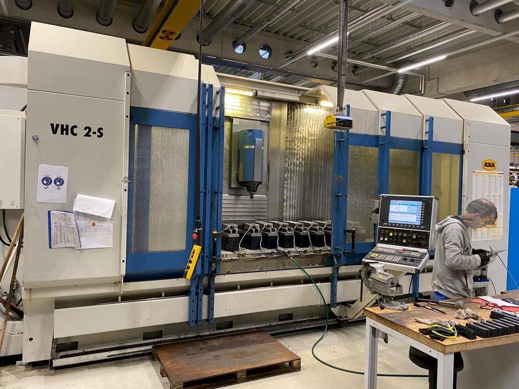 Front view of AXA VHC 2-3500 S machine