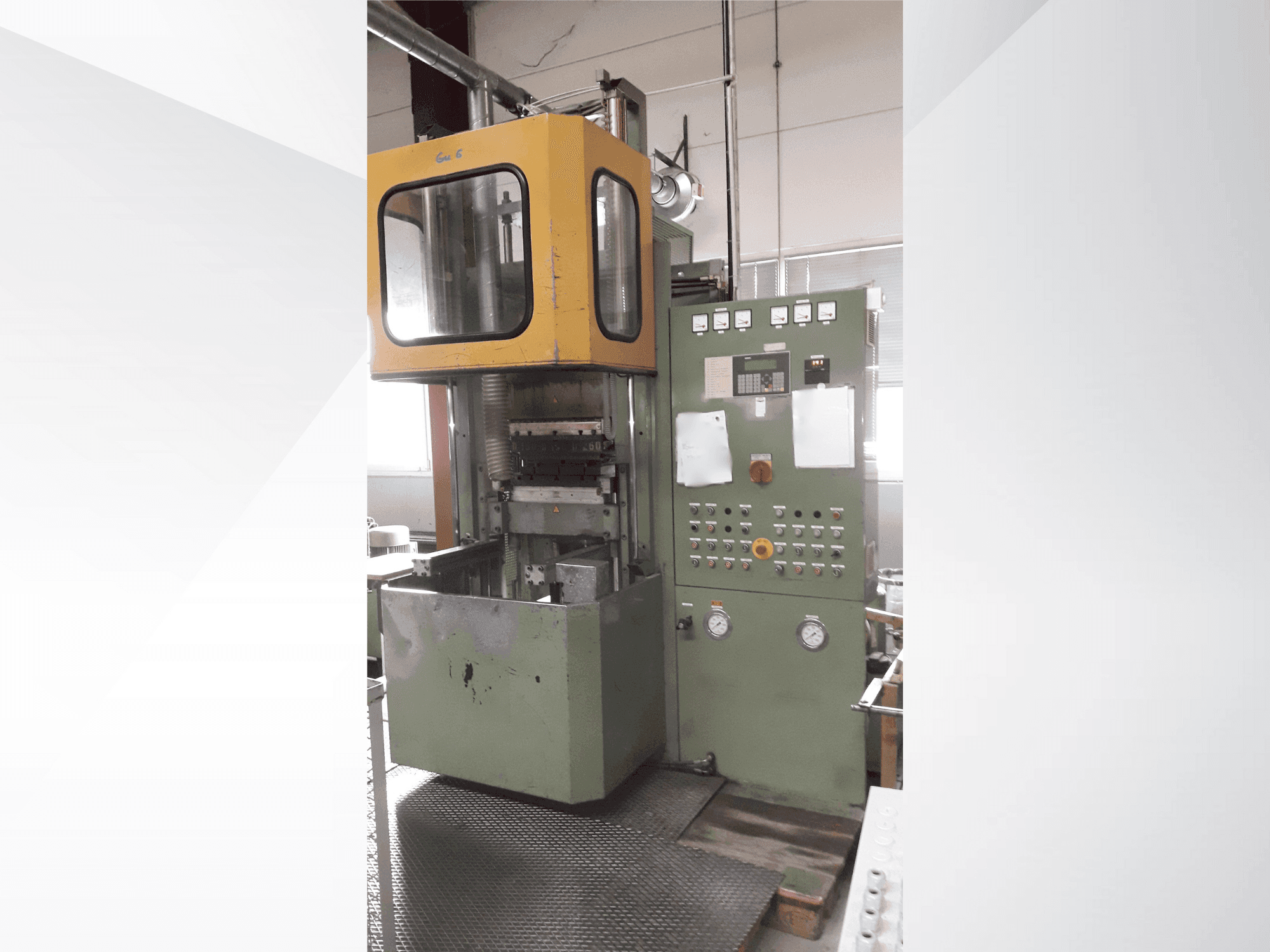 Front view of WICKERT WKP 2560/5/5  machine