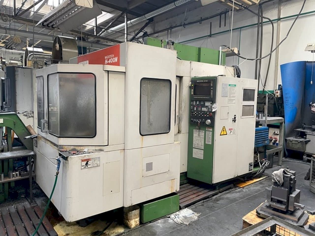 Front view of Mazak H-400N machine