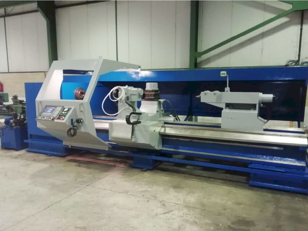 Front view of Gurutzpe A-1000 machine