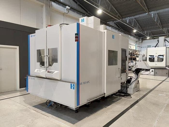 Front view of Bridgeport XR-700 APC  machine