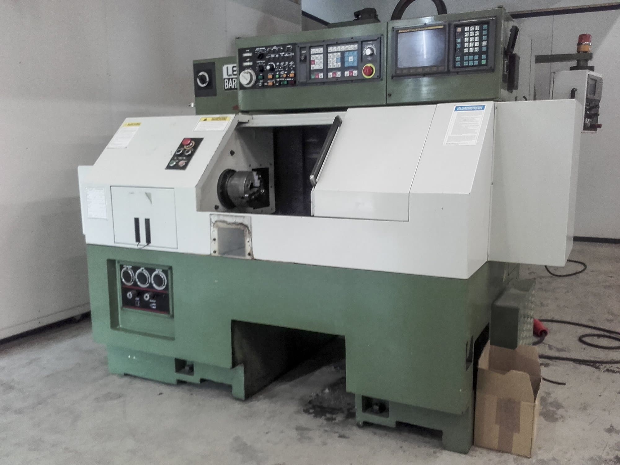 Left view of Leadwell Barmaster 40 Machine