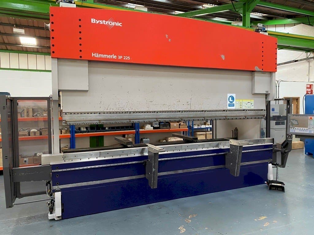 Front view of Bystronic Hammerle 225/4100 3P machine