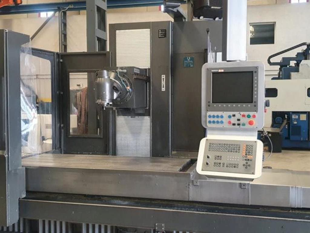 Front view of Nicolas Correa Diana 20 machine