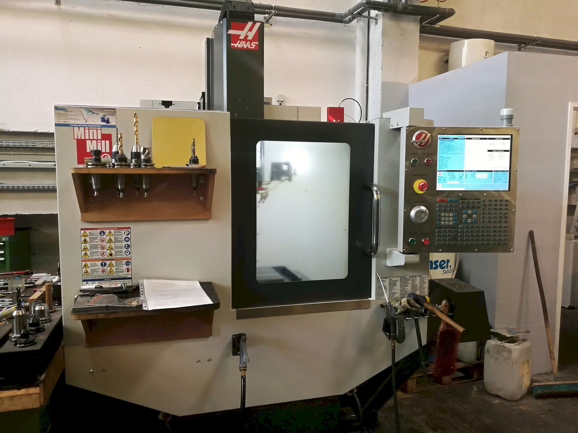 Front view of HAAS MINIMILL machine