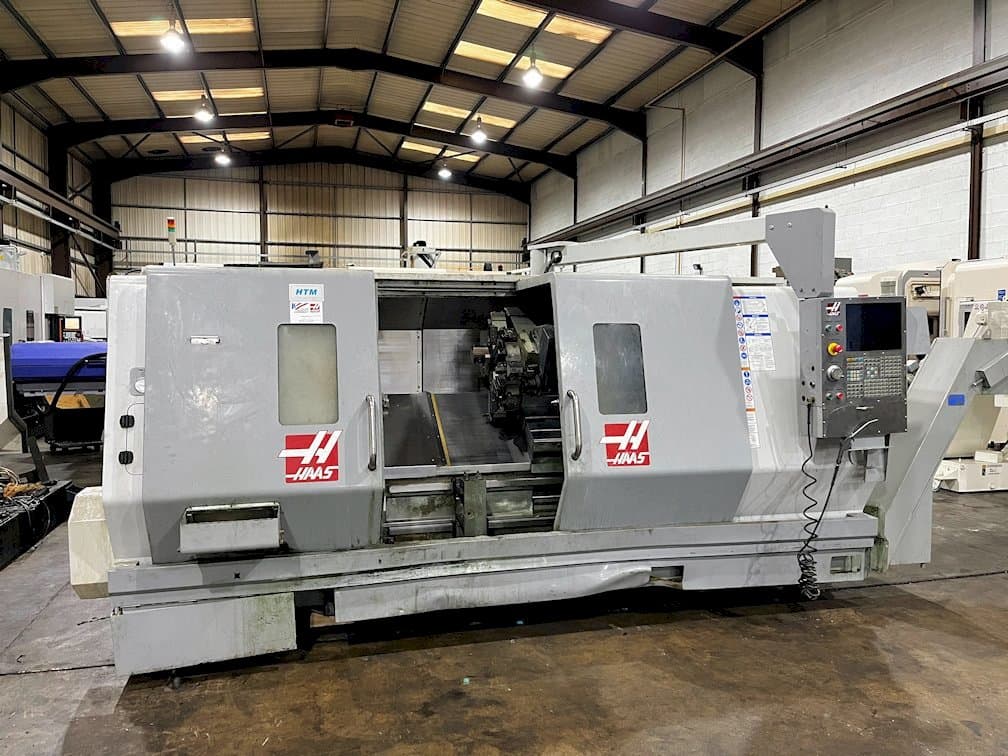 Front view of HAAS SL-30L THE machine
