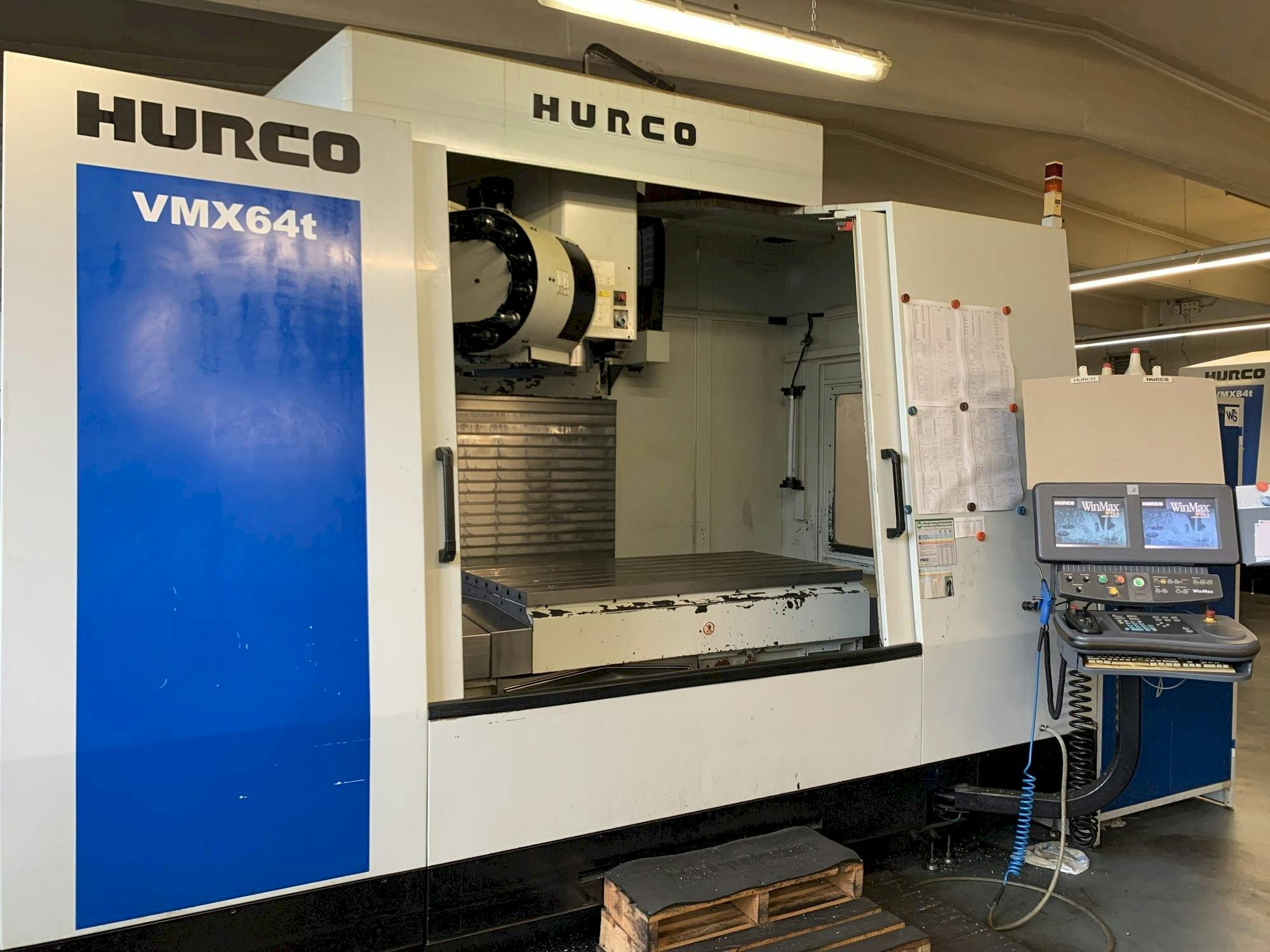 Front view of Hurco VMX 64 T  machine