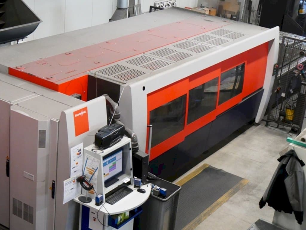 Left side view of Bystronic BySpeed Pro machine