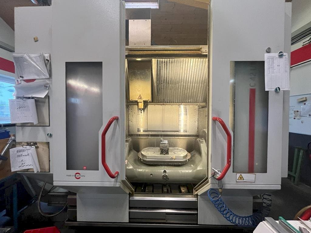 Front view of HERMLE C42 U  machine